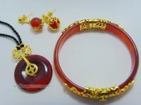 紅瑪瑙手鐲套裝 千年愛(ài)戀 常青藤[廠家直供]_金銀珠寶首飾_世界工廠網(wǎng)中國(guó)產(chǎn)品信息庫(kù)